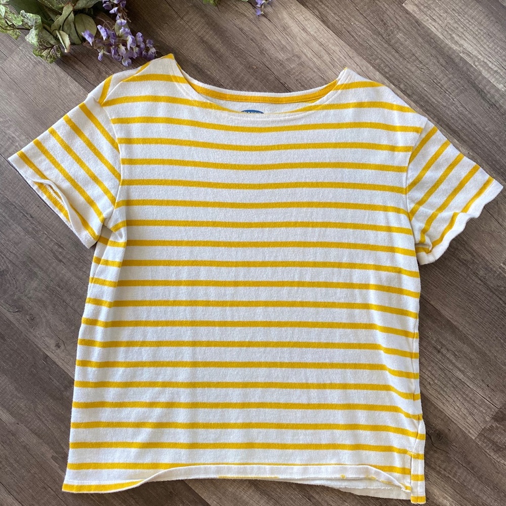 the CUTEST summer shirt!!⭐️